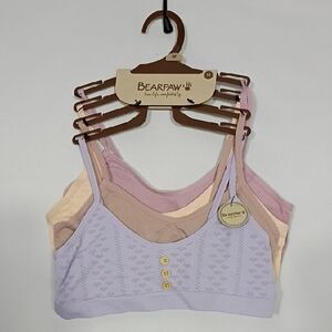 NWT Bearpaw Ribbed Bralette Set Of 4 Girls Size Medium Soft And Comfy Texture